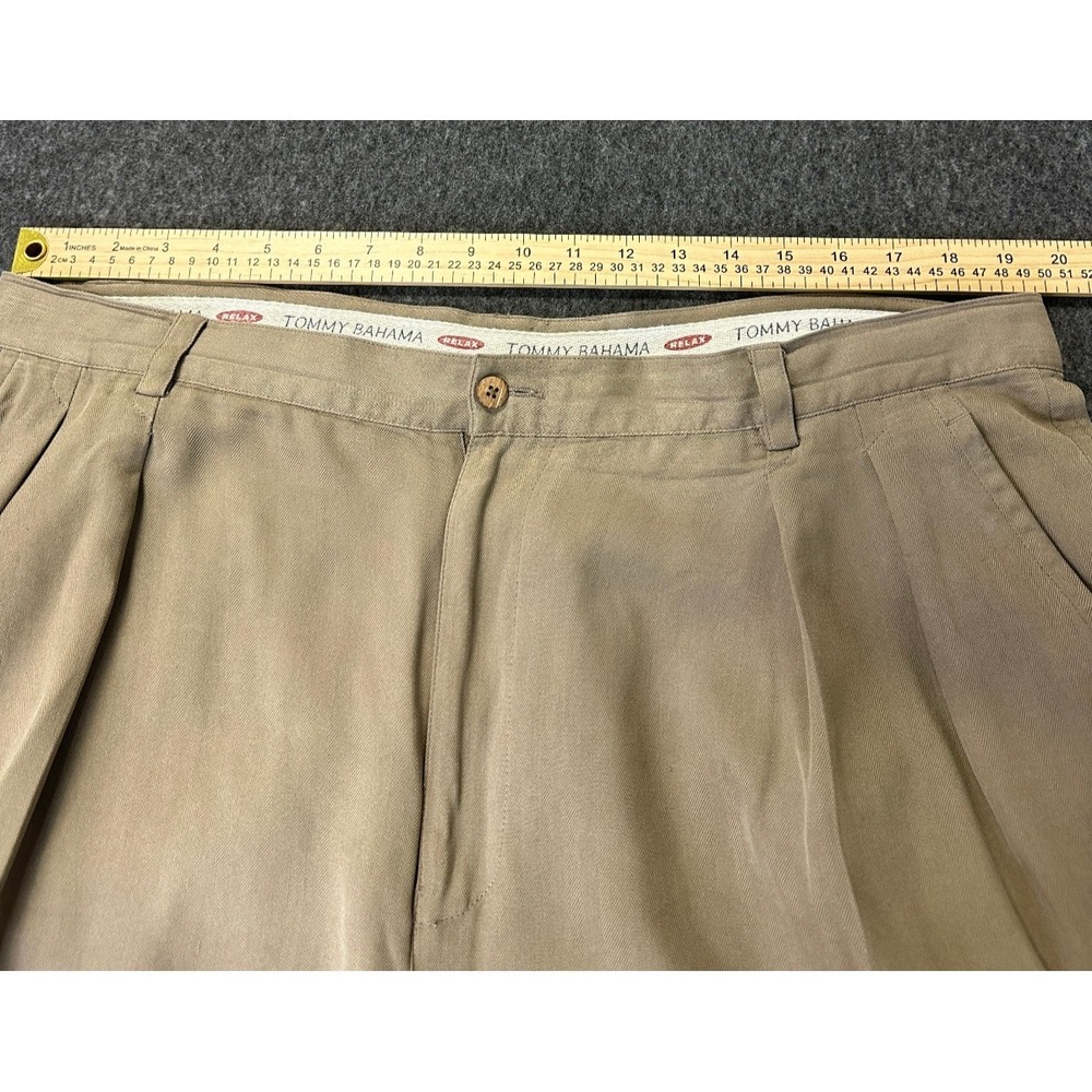 Tommy Bahama Silk Shorts Mens Size 40 Beige Chino Pleated Outdoor Golf *Flawed - Picture 7 of 16